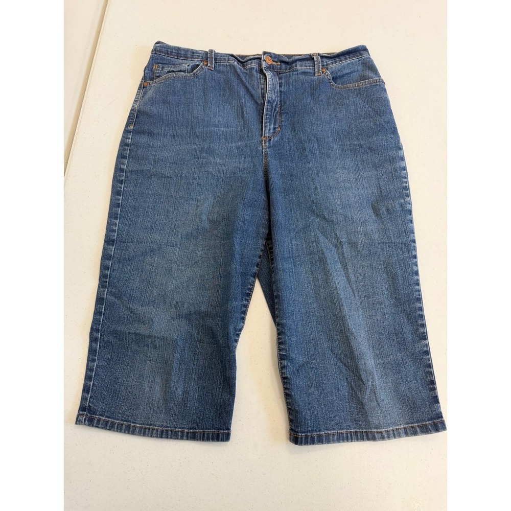 Gloria Vanderbilt All-Around Slimming Effect Denim Capris Blue Medium Wash 14